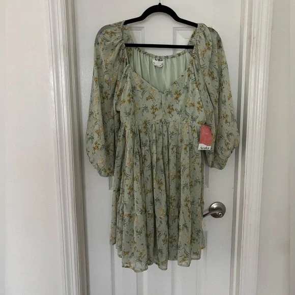 Arula long sleeve dress - Picture 1 of 3